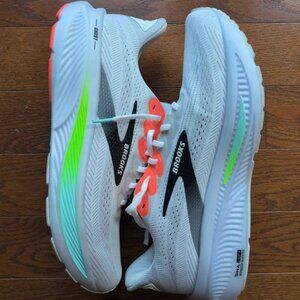 Brooks Ghost 17 Mens size 12